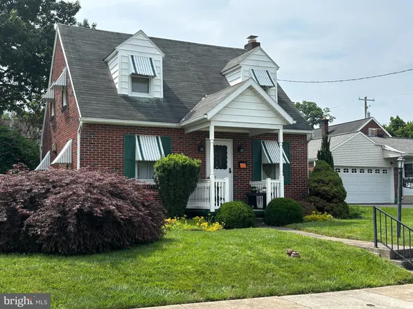 732 Center Ave, Ephrata, PA 17522