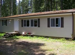 140 N Hamma Hamma Dr W, Hoodsport, WA 98548