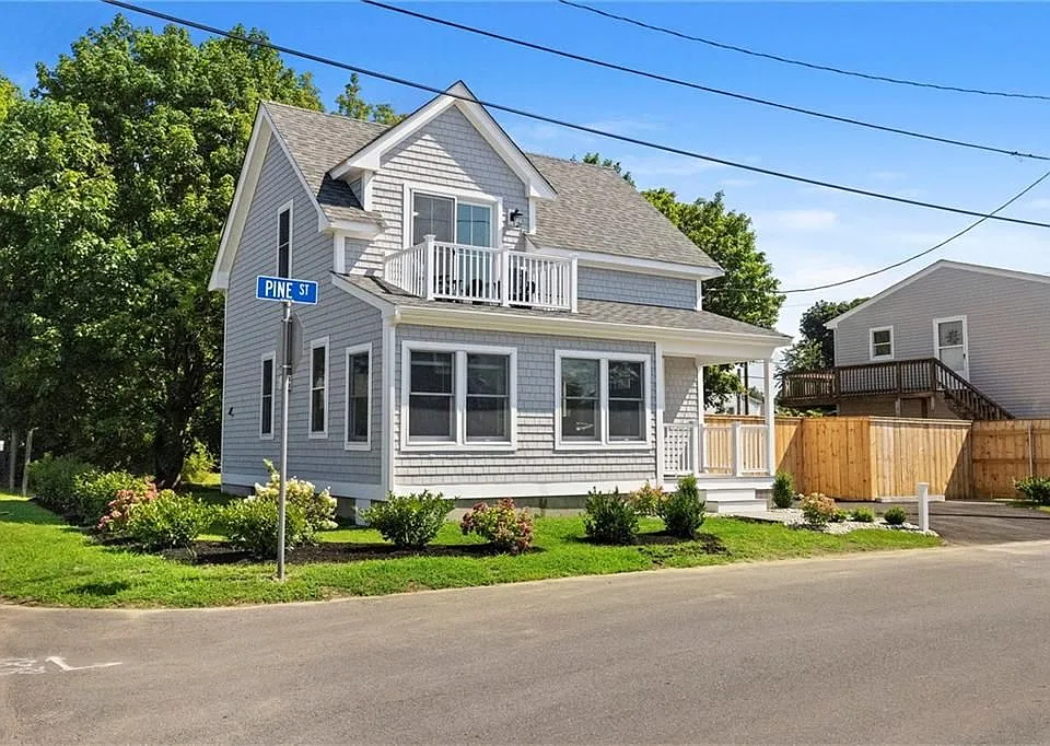 51 Pine St