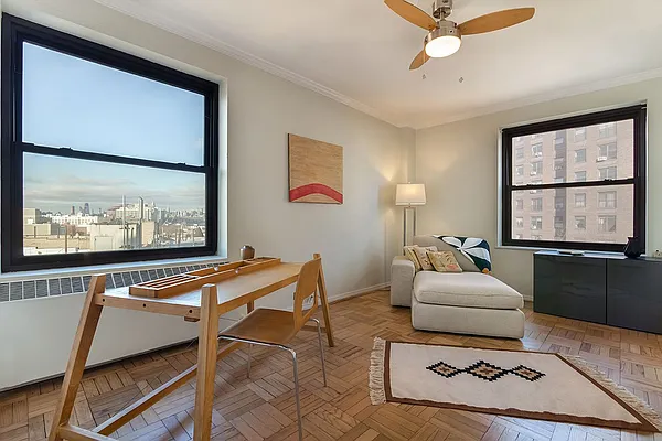 Sold by Owner | media 9