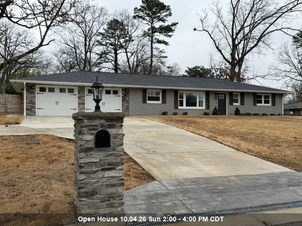 1633 Winston St, Florence, AL 35630