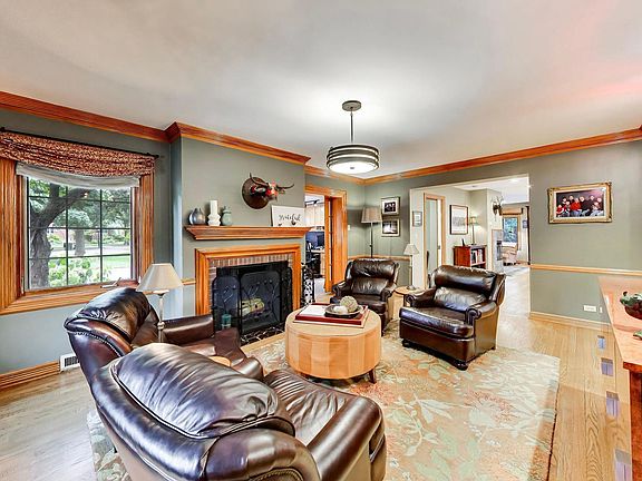 5th image of 220 Northwood Rd