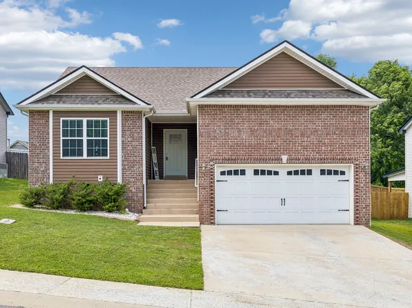 1149 Racker Dr, Clarksville, TN 37042