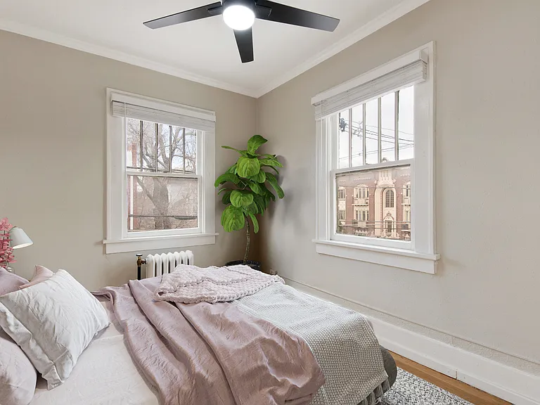 975 N Washington St #12 — Photo 4