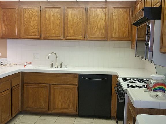 4th image of 7137 Shoup Ave Unit 23
