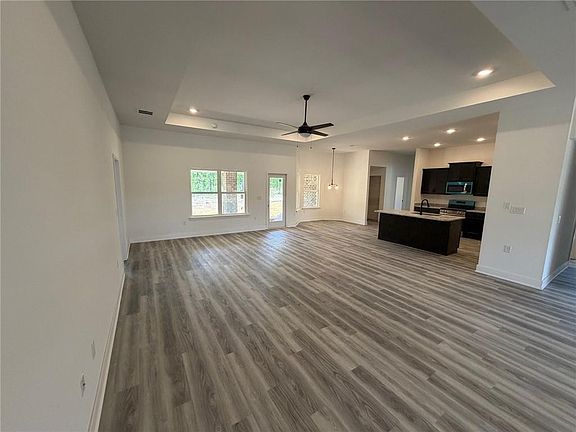 5th image of 9417 Stone Rd