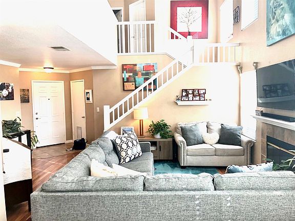 5th image of 104 Brightstone Cir