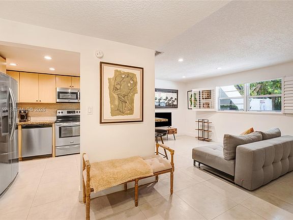2nd image of 338 Majorca Ave APT 103