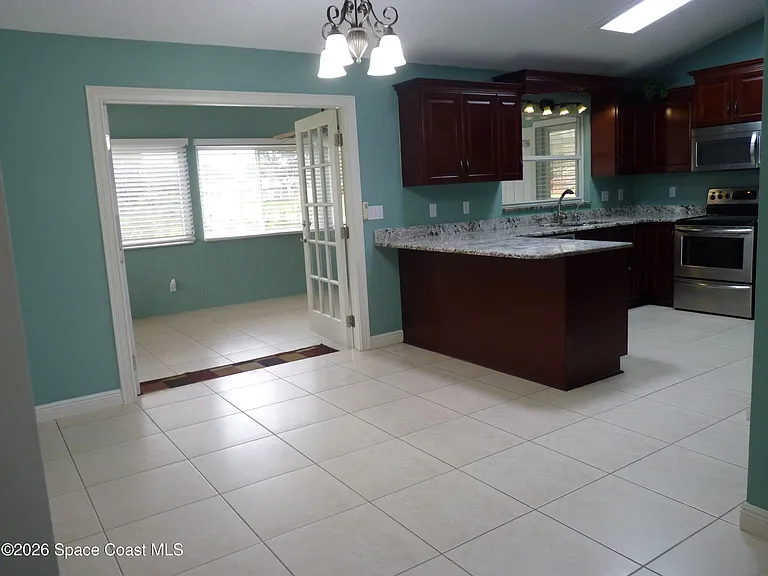 1105 Dallam Ave NW — Photo 4