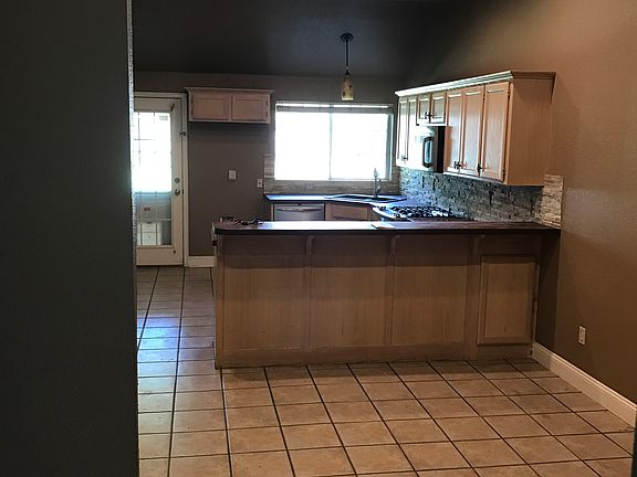 4th image of 13213 Cloverleaf Ln
