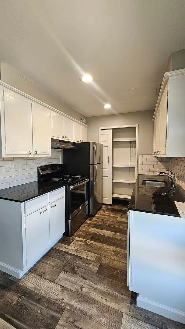 Marella Apartments — Photo 3