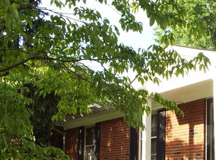 5401 Oakcreek Ln, Louisville, KY 40291