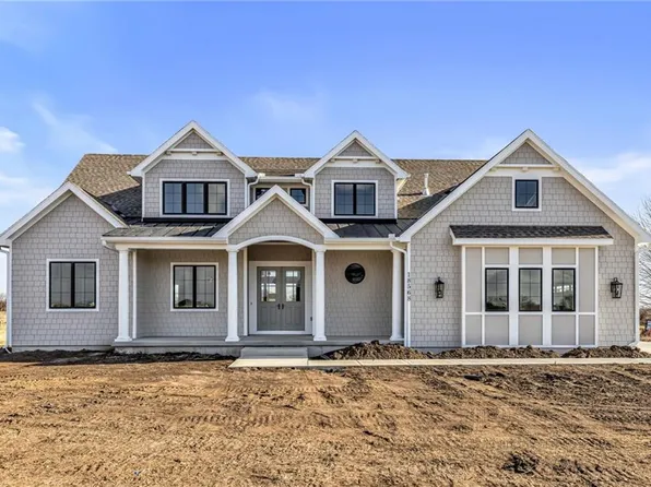 18568 W 180th Ct, Olathe, KS 66062