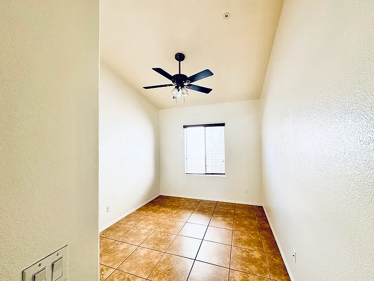 9209 E Pershing Ave — Photo 15