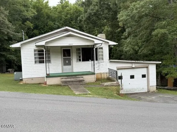 1322 2nd Ln, Sevierville, TN 37876