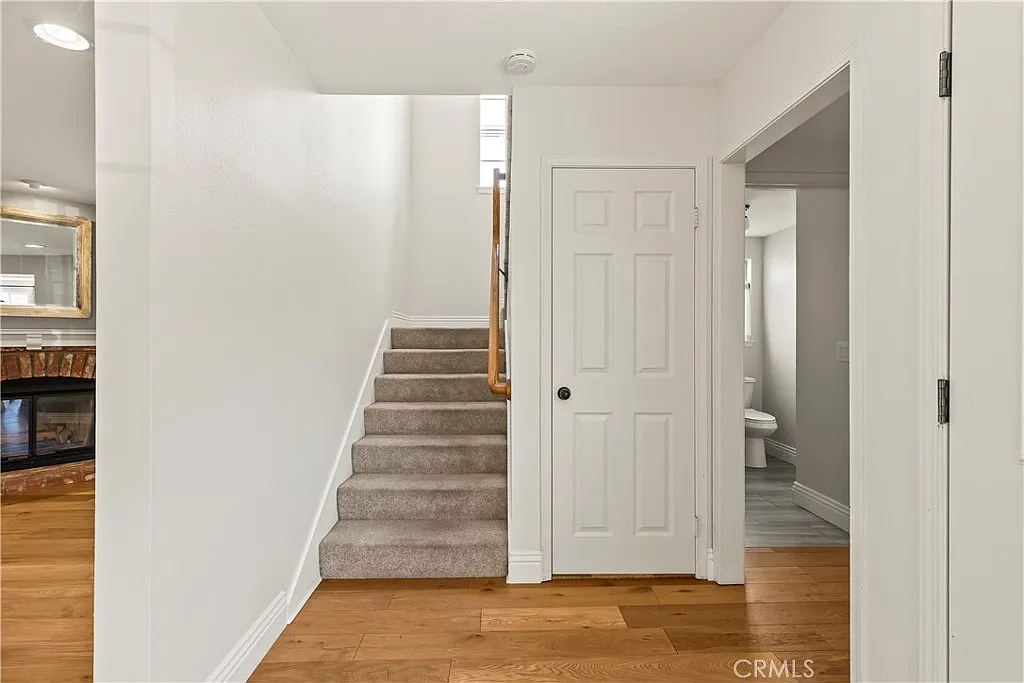 3 bed, 2.5 bath, 2183 sqft, $5,000 — Photo 4