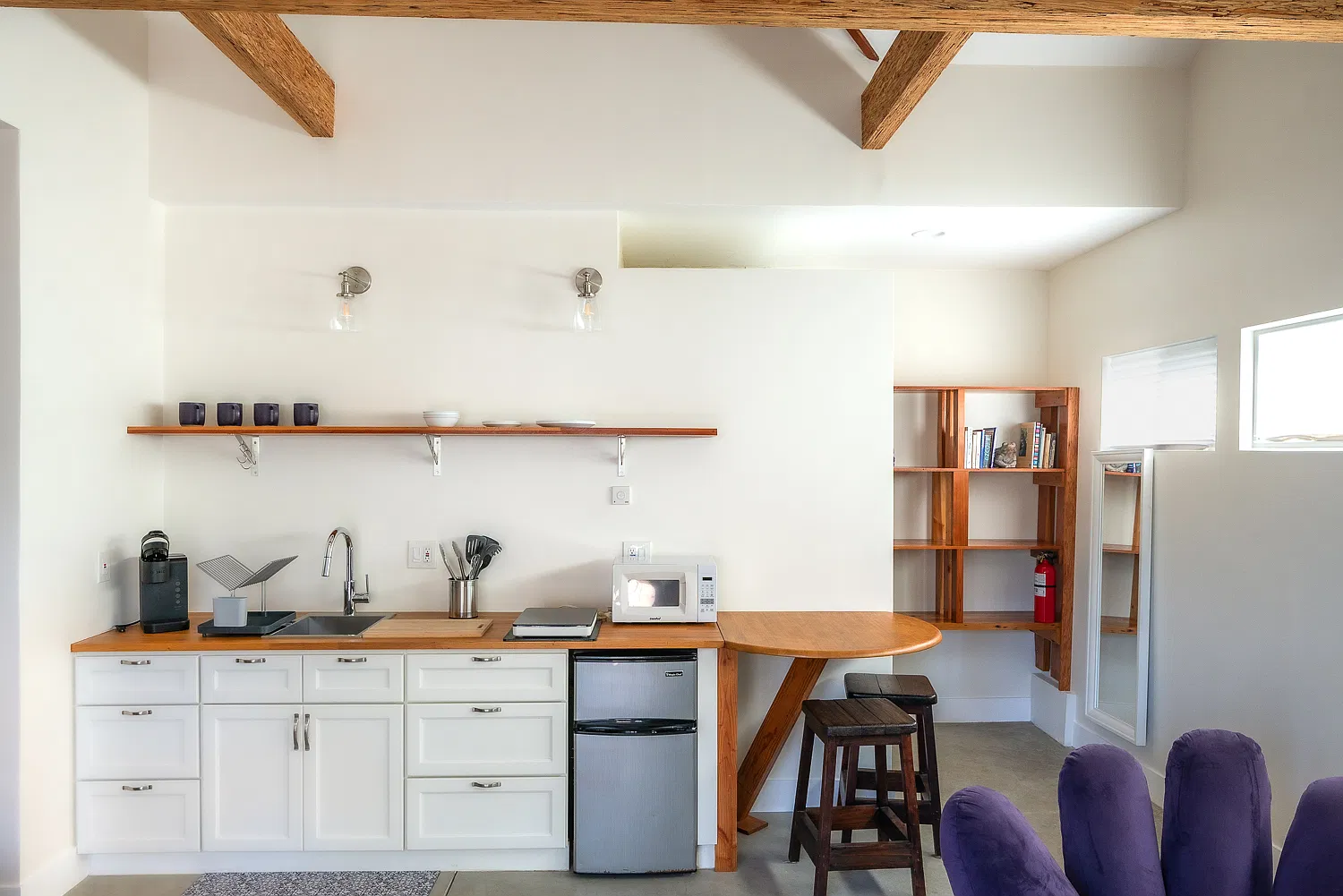 Studio, 376 sqft, $2,350 — Photo 3