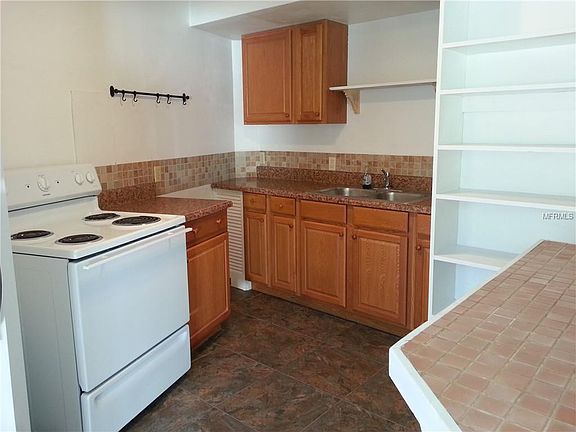 2nd image of 2203 Montclair Dr #1