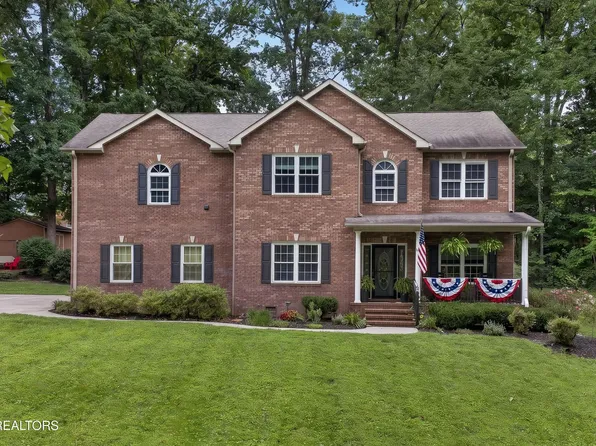 8016 Walker Rd, Knoxville, TN 37938