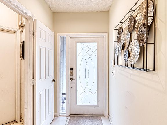 2nd image of 9724 Cherry Blossom Ct