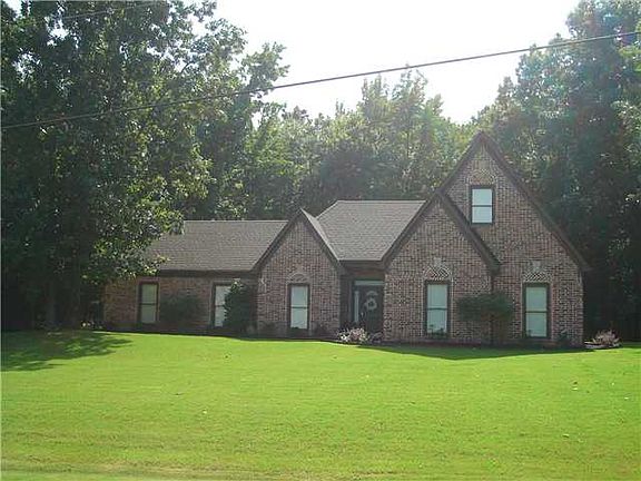 2nd image of 235 Shady Oaks Dr