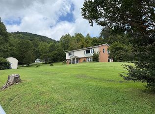 706 Indian Mountain Rd, Jellico, TN 37762