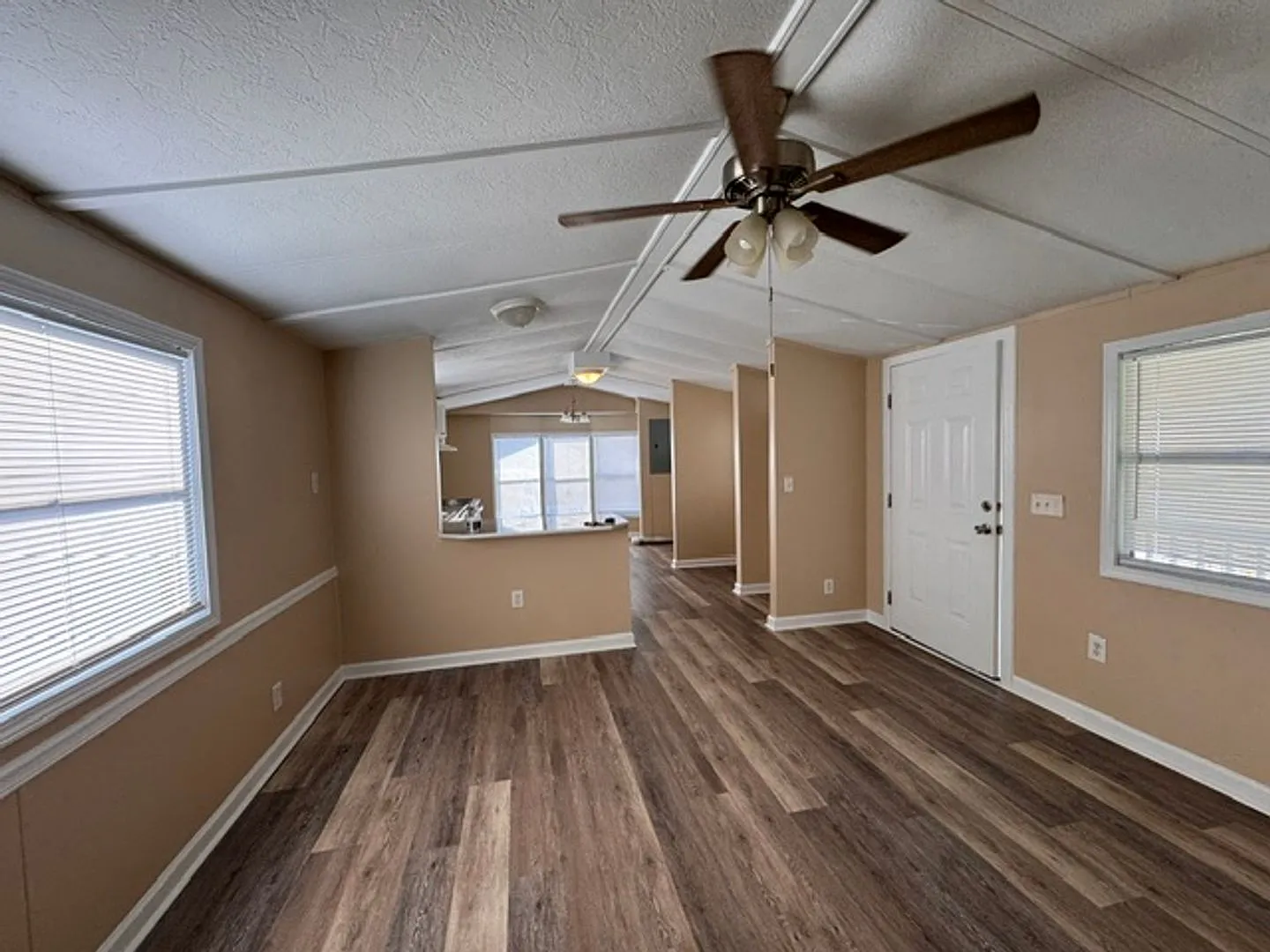 1615 Pine Lake Drive — Photo 2