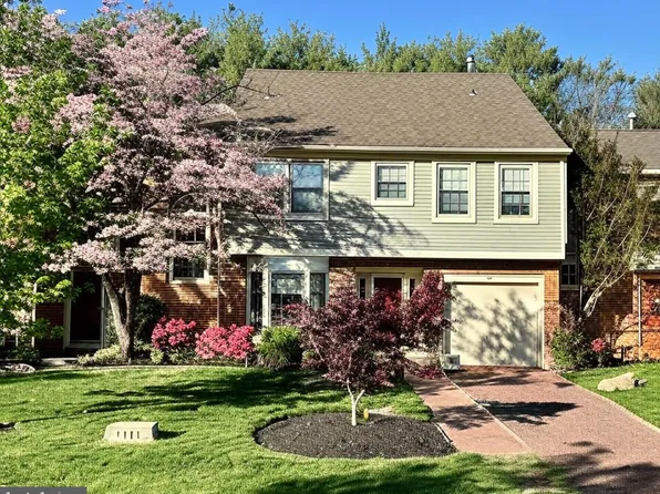 16 Majestic Way, Marlton, NJ 08053