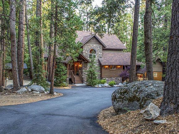 2nd image of 54773 N Circle Dr