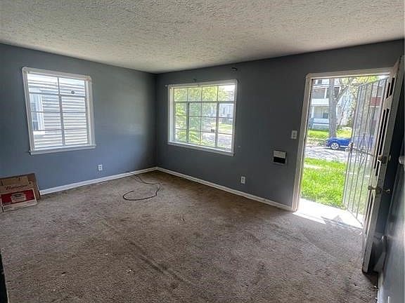 3rd image of 14205 Sylvia Ave