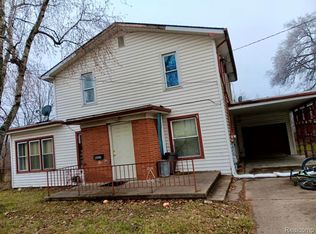 1025 Frost St, Flint, MI 48504