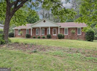 2764 Amberly Way, Snellville, GA 30078