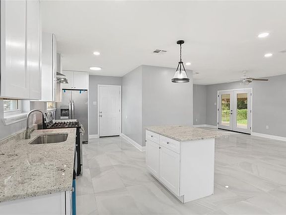 5th image of 564 Deerfield Rd