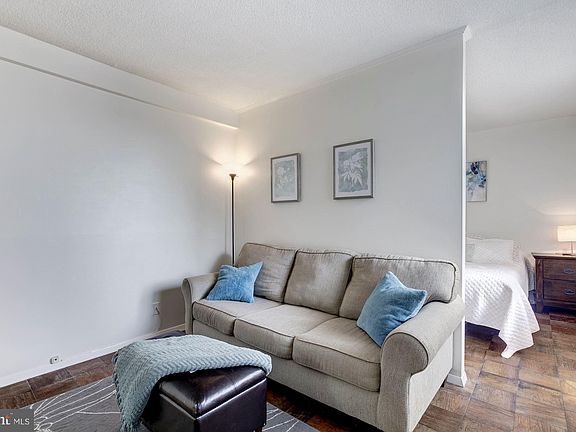 2nd image of 4515 Willard Ave APT 1720S
