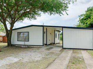 520 E Jones St, Lewisville, TX 75057