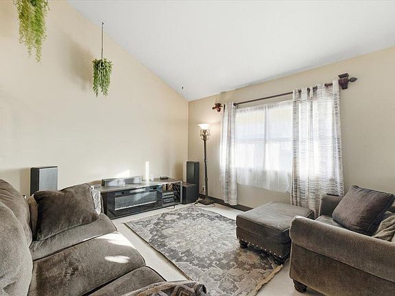 5th image of 4036 Ramelle Dr