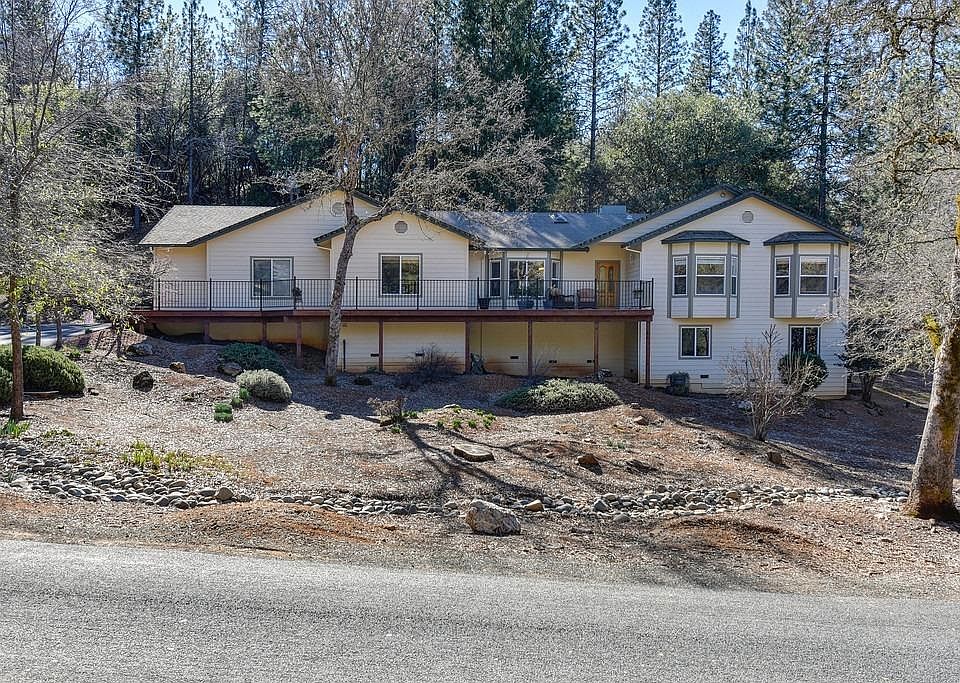 2nd image of 1409 Cerro Vista Dr
