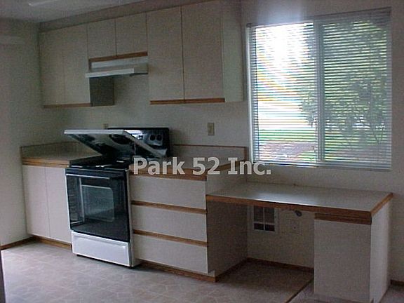 2nd image of 2027 121st St E