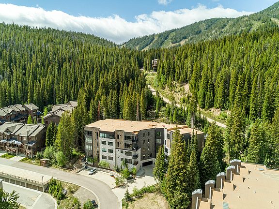 2nd image of 422 Iron Horse Way #301