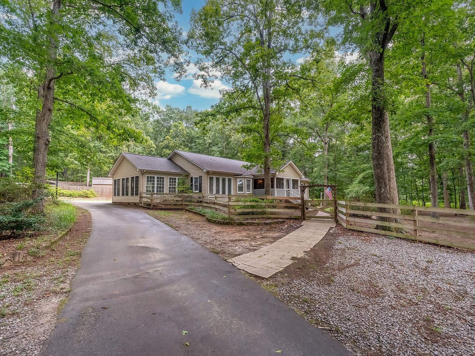 211 Riley Rd, Easley, SC 29642 MLS 1533745 Zillow