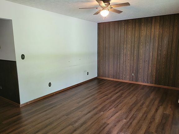 3rd image of 1905 S 15th St