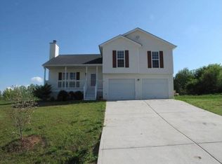 124 Ridgeland Ct, Maysville, GA 30558