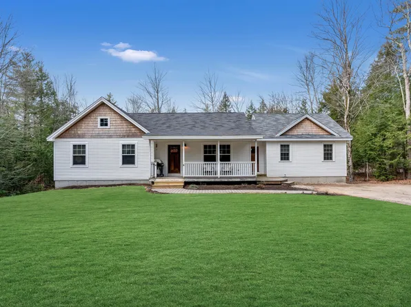 19 Oak Woods Road, North Berwick, ME 03906