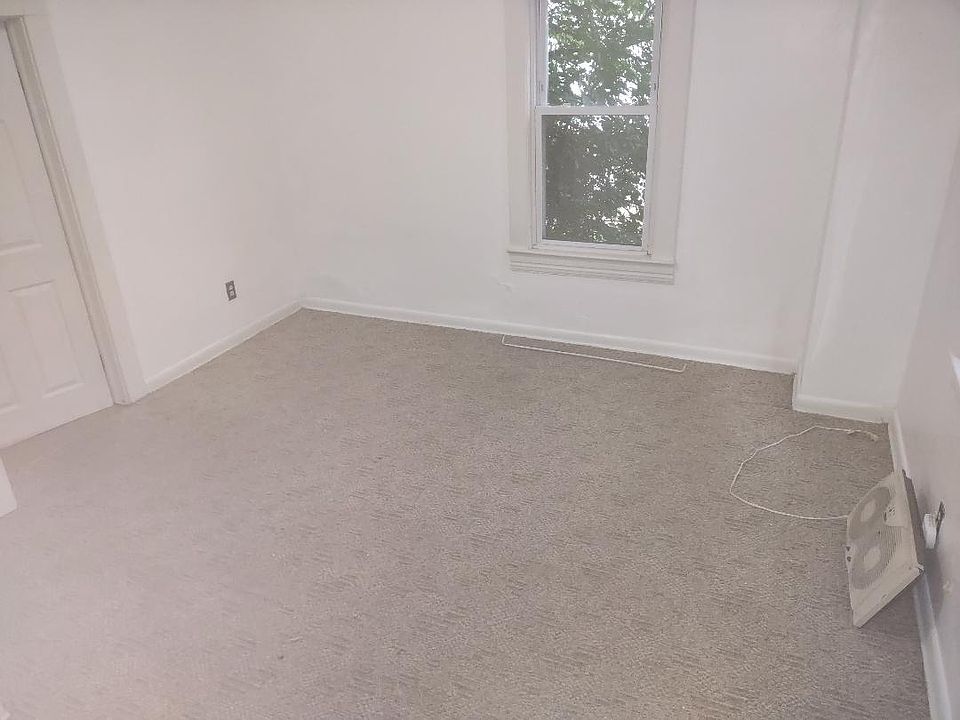 1st image of 861 James St #861