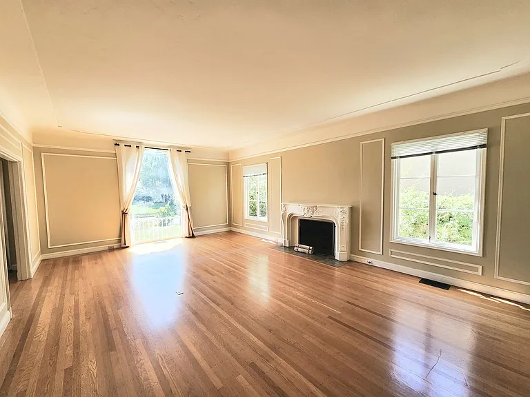 531 Harvard Rd — Photo 36