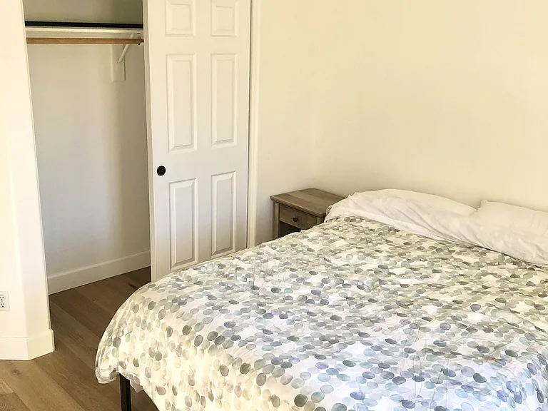 723 W Leah Ct — Photo 13