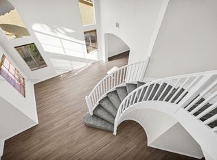 1477 NE 40th Rd, Homestead, FL 33033