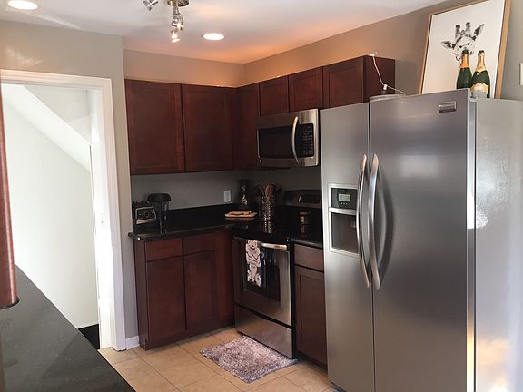 4th image of 815 N Edgeworth Ave