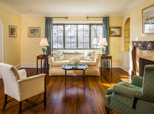 15 Beechtree Ln APT 2D, Bronxville, NY 10708