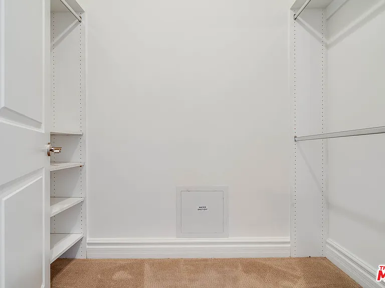 8610 Chalmers Dr #406 — Photo 8